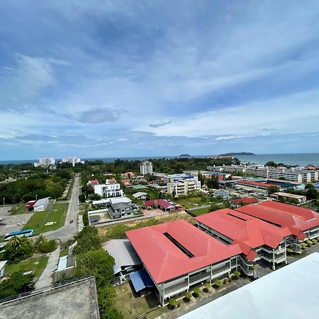 Aru Suites Homestay Wifi,Carpark,24H Check In,Water Filter By R2 Residence Kota Kinabalu Exteriör bild