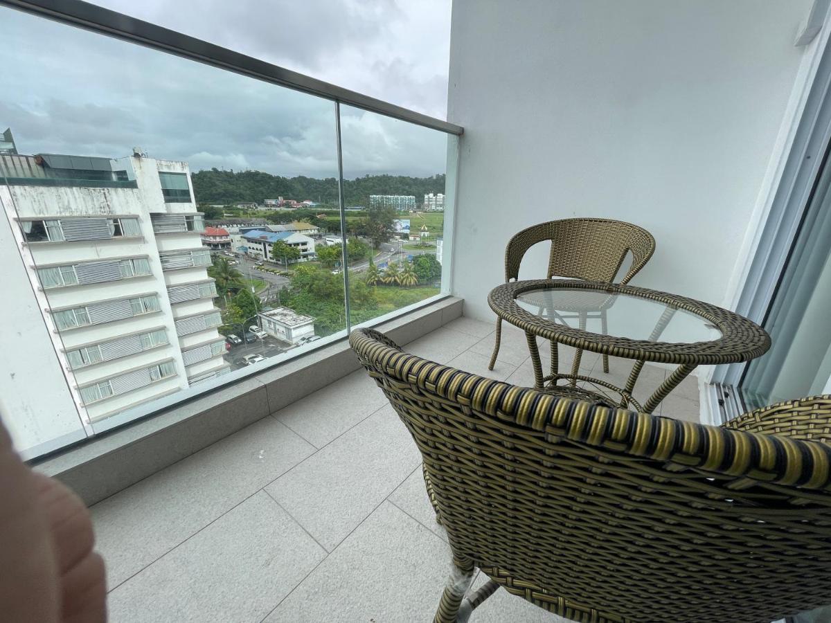 Aru Suites Homestay Wifi,Carpark,24H Check In,Water Filter By R2 Residence Kota Kinabalu Exteriör bild
