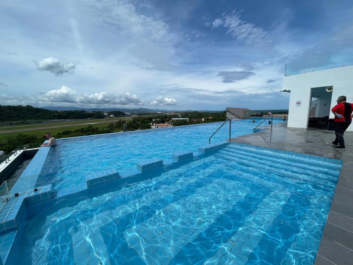 Aru Suites Homestay Wifi,Carpark,24H Check In,Water Filter By R2 Residence Kota Kinabalu Exteriör bild