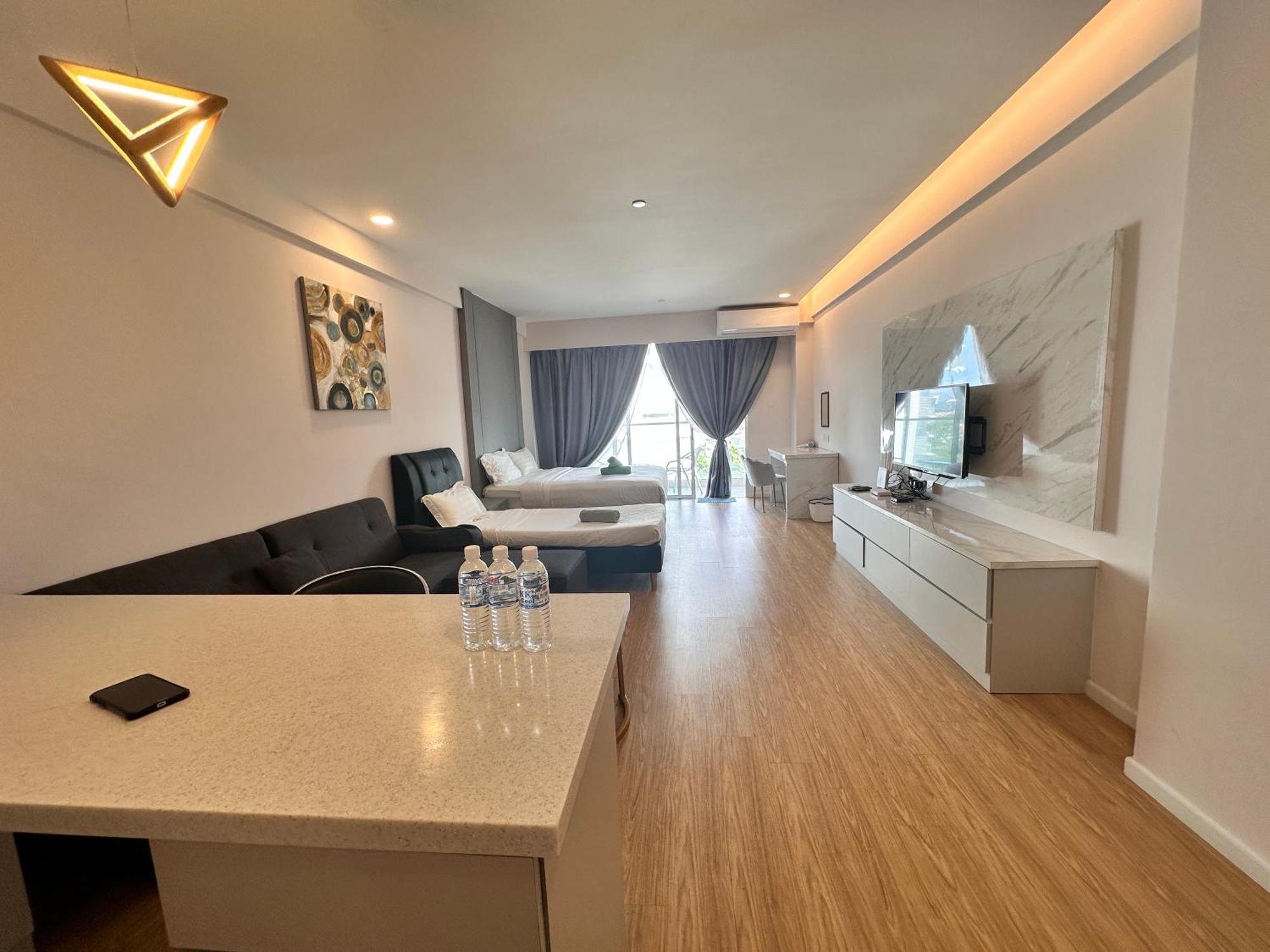 Aru Suites Homestay Wifi,Carpark,24H Check In,Water Filter By R2 Residence Kota Kinabalu Exteriör bild