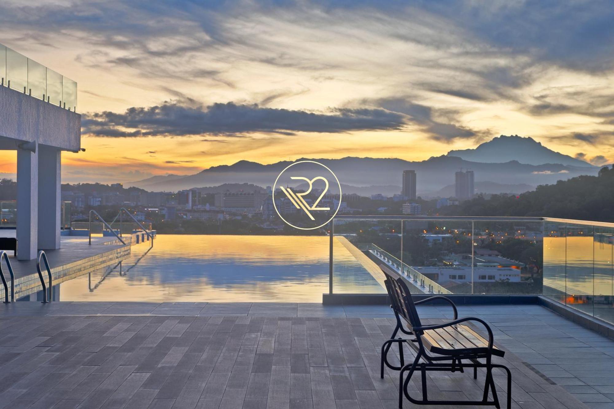 Aru Suites Homestay Wifi,Carpark,24H Check In,Water Filter By R2 Residence Kota Kinabalu Exteriör bild